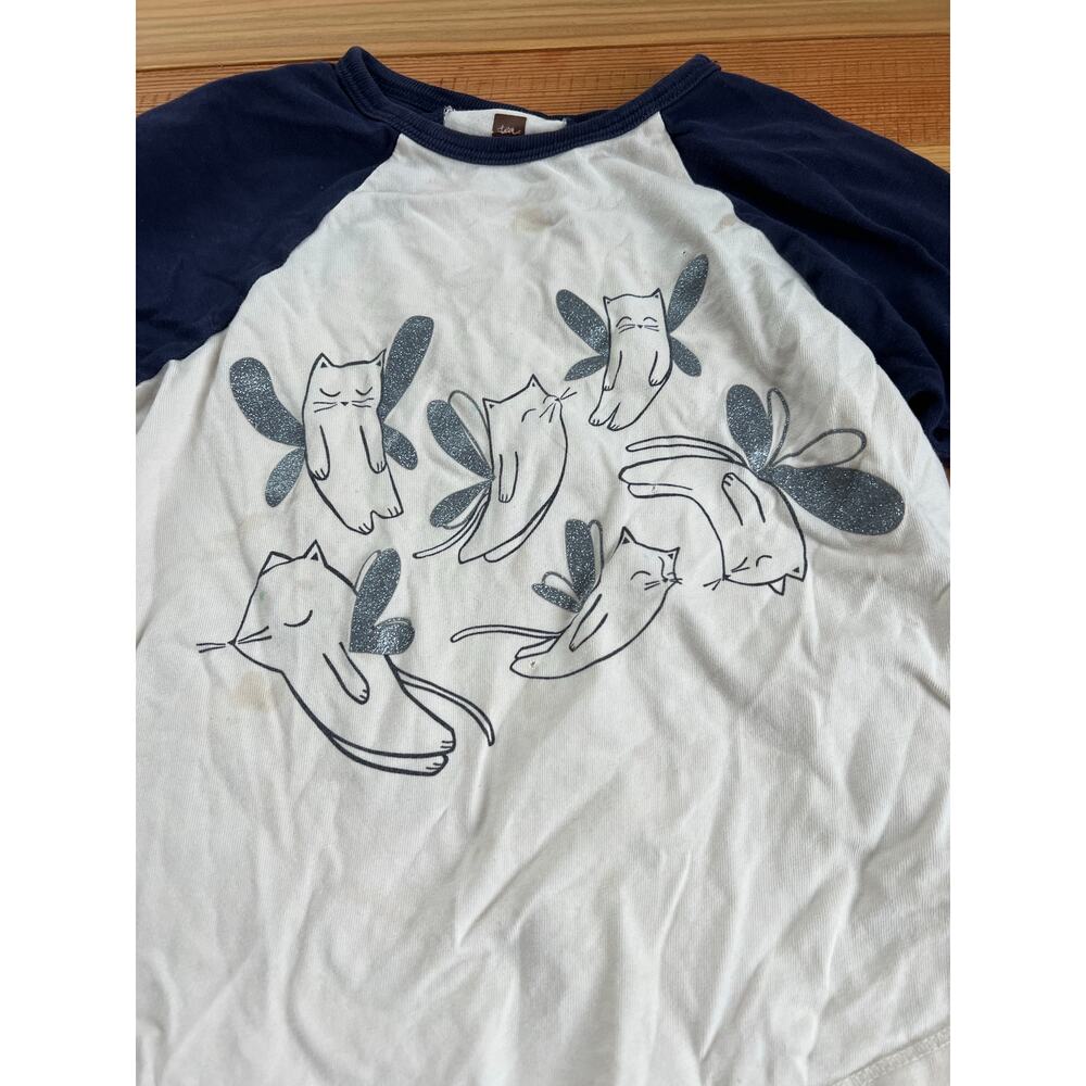 Tea Collection girls size 6 shirt with flying kittens and glittery wings
